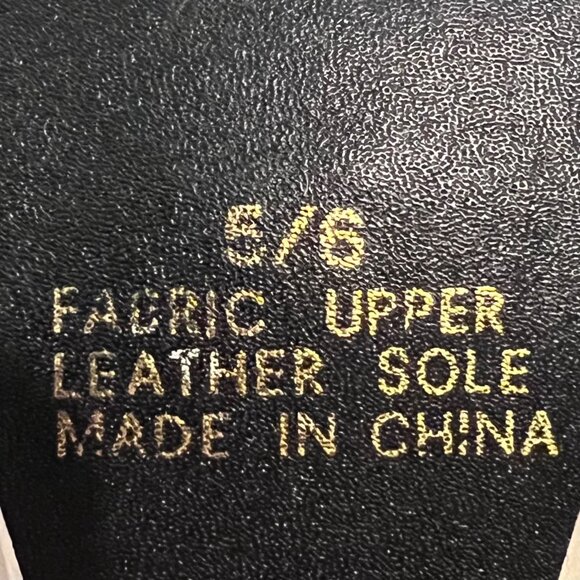 Victoria’s Secret Gold Label Vtg Slipper Low Heel Cream Satin Leather Sole 5 / 6 - Picture 9 of 10